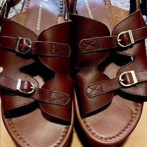 Brown Leather Sandals with Buckle Straps